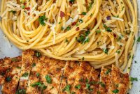 Golden Garlic Chicken Pasta