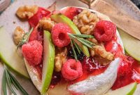Gooey Baked Brie with Fruity Jam