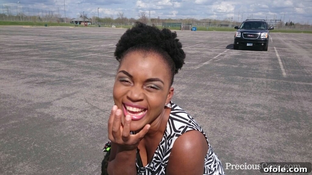 Creating Your Happiest Life as a Wife 2 A woman smiling, representing happiness in marriage