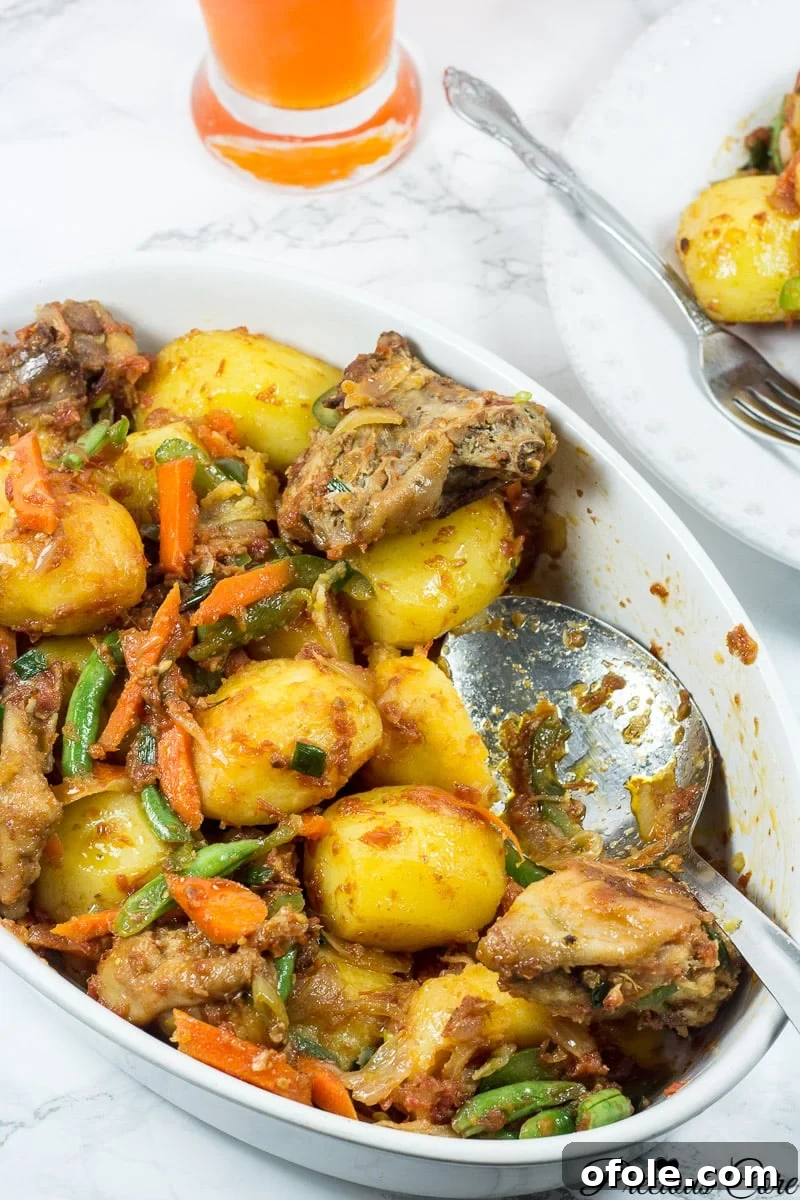 Hearty Potato Hot Pot 3 hot pot potatoes, chicken and vegetable stew, African cuisine