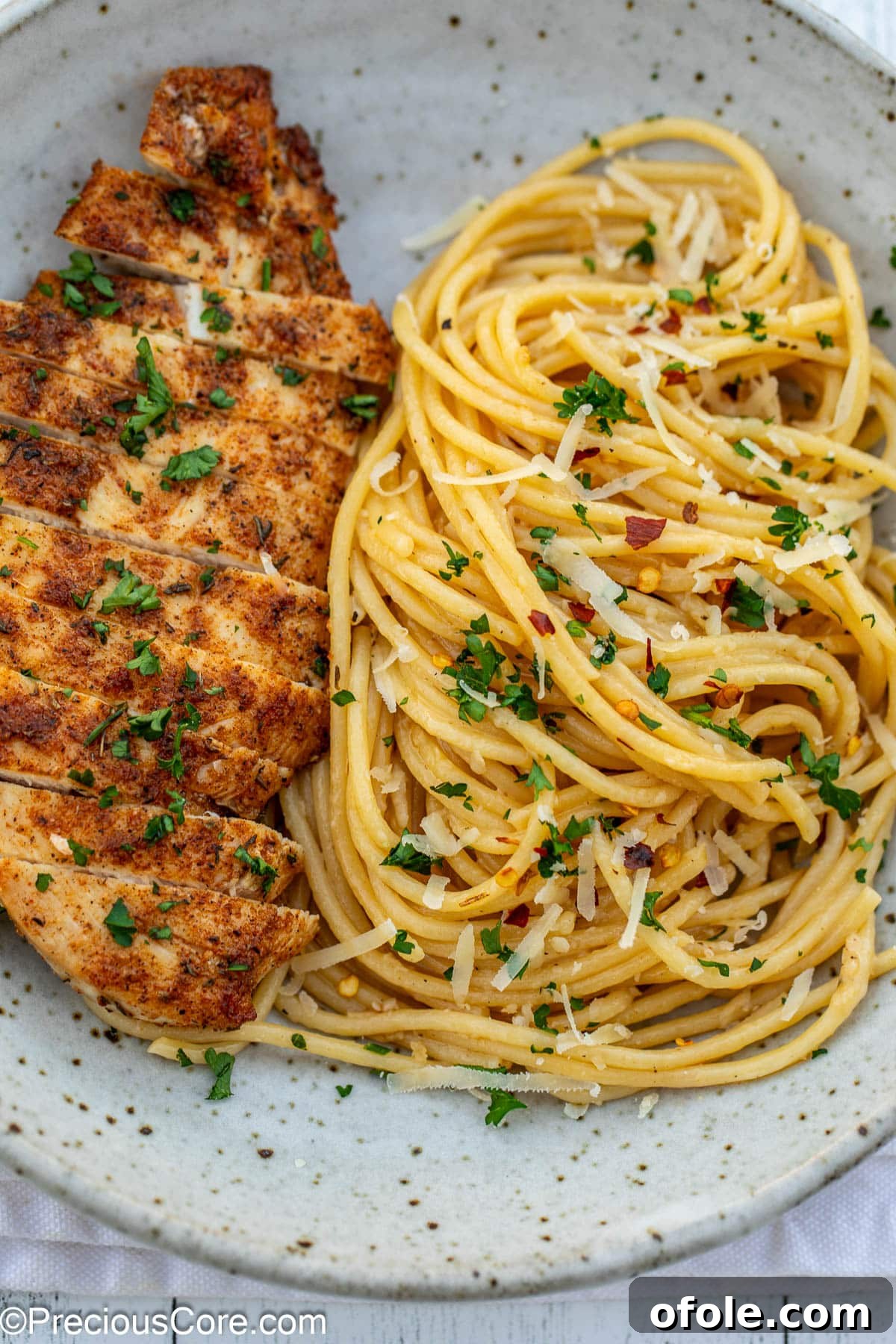 Silenced Poultry Filets 4 Garlic butter chicken pasta in a bowl.