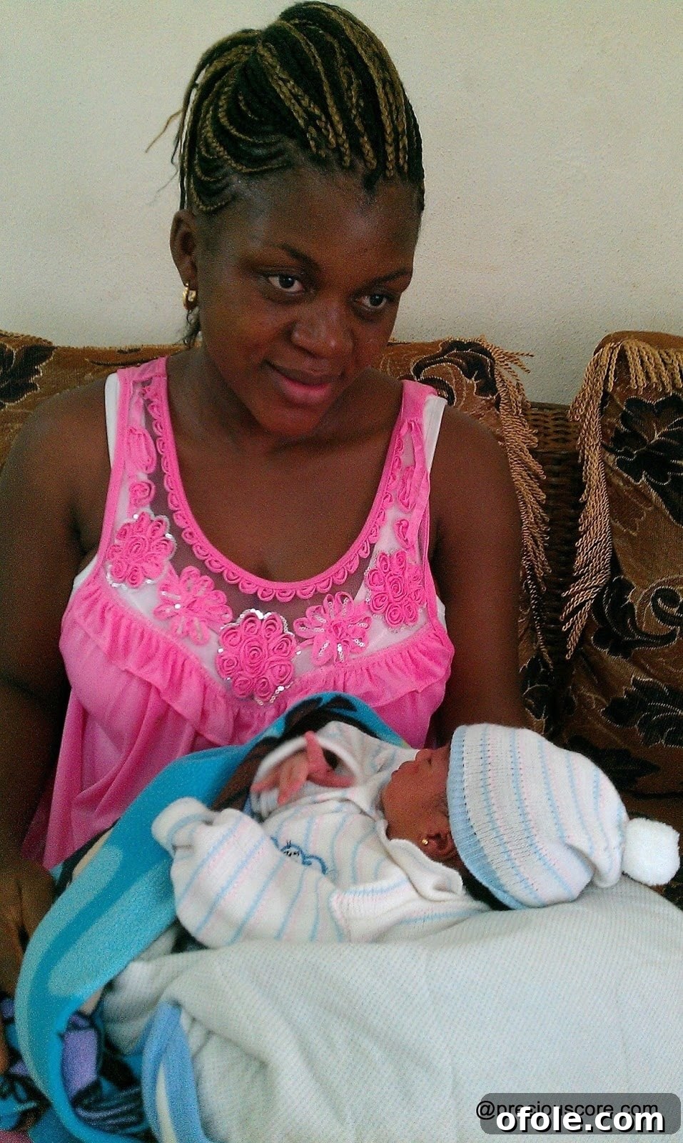 My Challenging Journey to Motherhood 2 A woman in her second pregnancy looking happy
