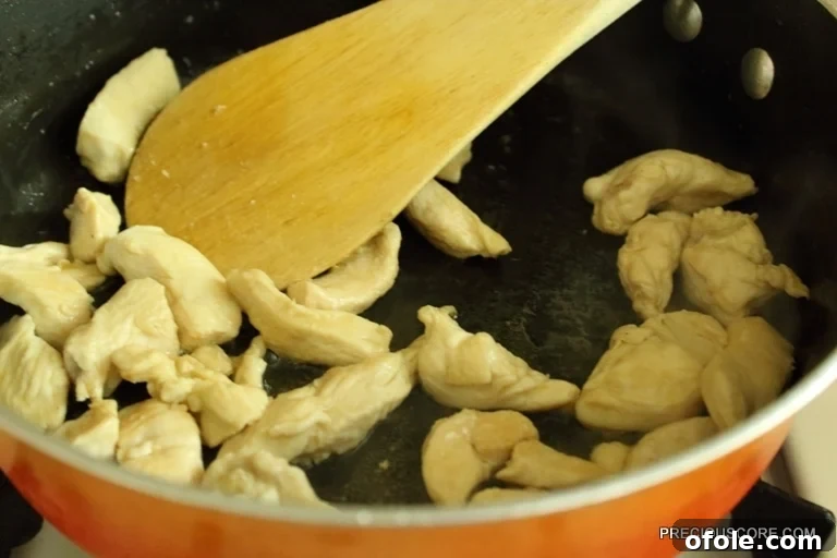 Golden Brown Cooked Chicken for Stir Fry