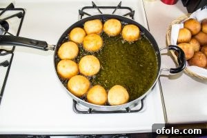 Cameroonian Gateau frying in oil