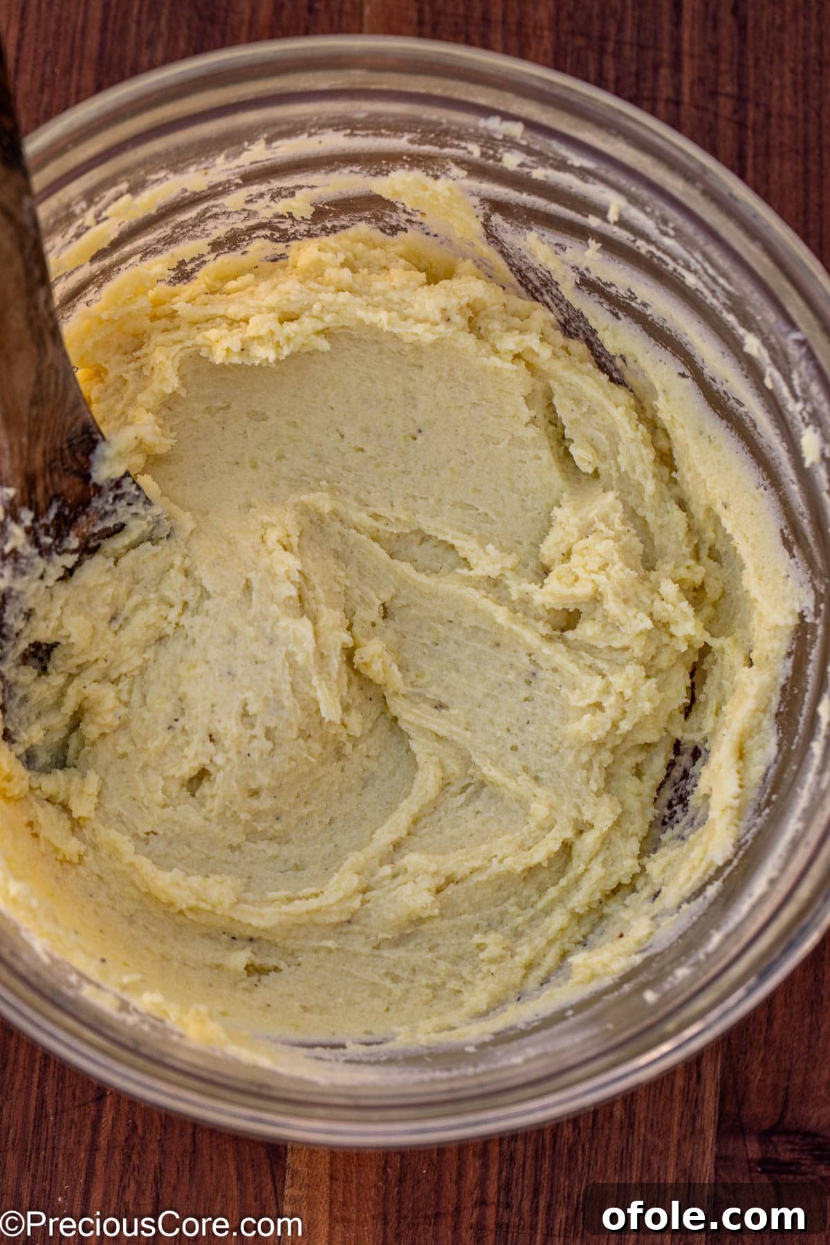 Velvety White Sweet Potato Puree 12 Mixed and finished mashed Japanese potatoes.